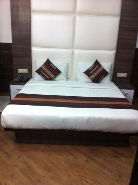 Hotel Karat 87 Inn Neu-Delhi Exterior foto